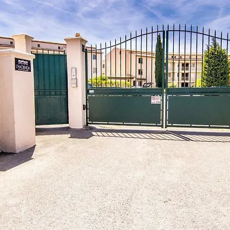 L'hacienda Daire *